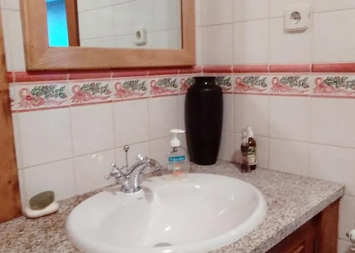 Casa vacanze Moradia 3 Quartos Com Piscina Partilhada No Geres Canicada Braga *